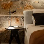 Nest *