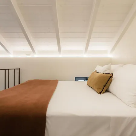 Nest Apartment