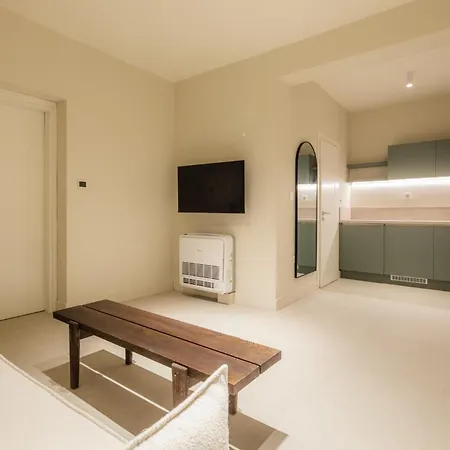 Apartment Nest Limeni