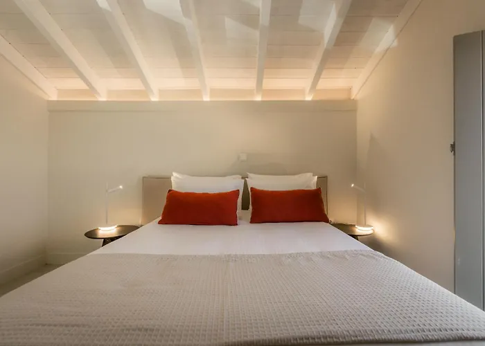 Apartment Nest Limeni
